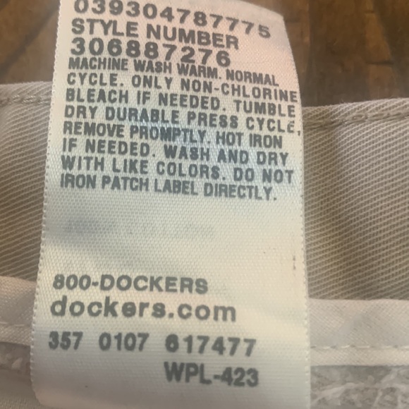 Dockers men’s cargo shorts size 38. - Picture 4 of 7